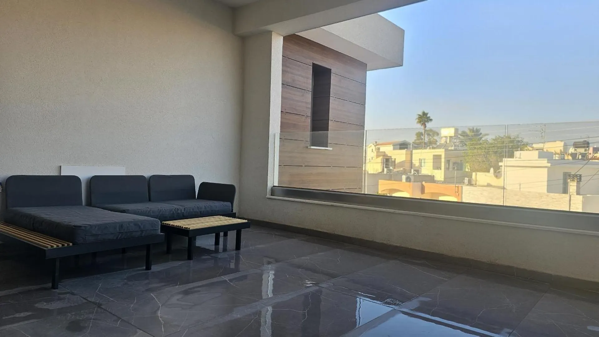 Stay Larnaca Pearl Apartment